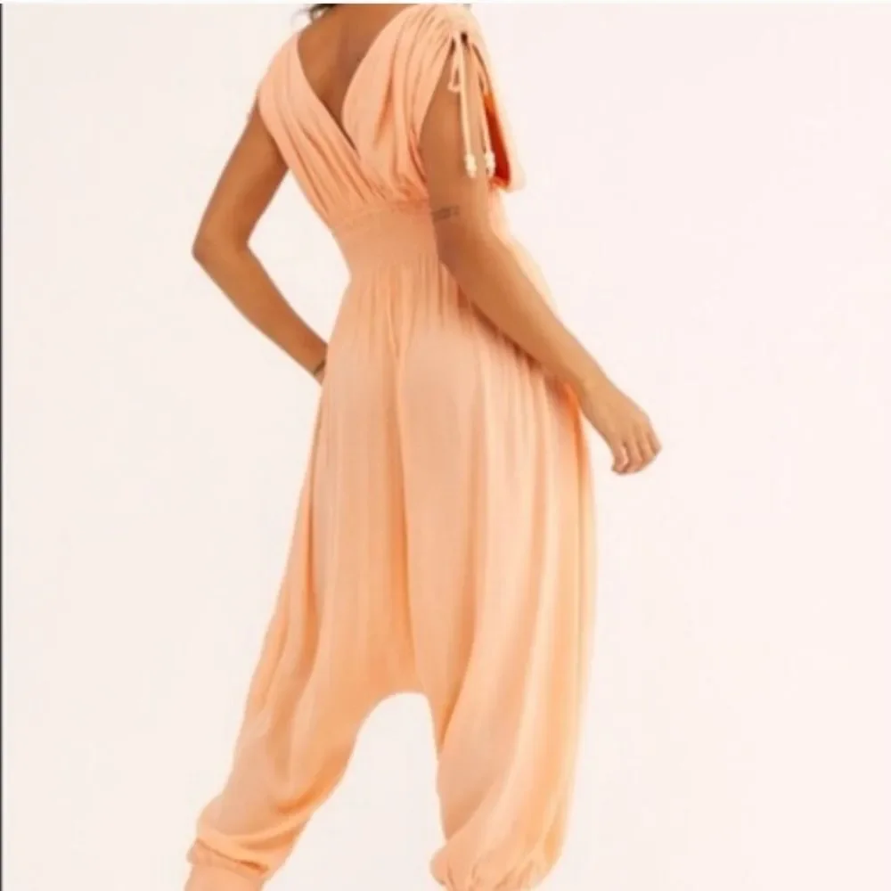 FREE PEOPLE 'WAITING FOR THE SUN TRIANGLE JUMPSUIT Size XS